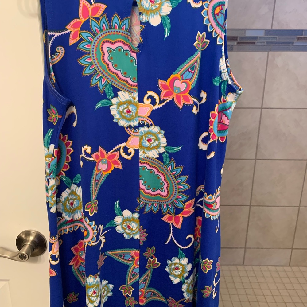 Vibrant Floral Sleeveless Midi Dress